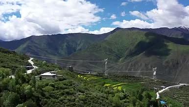 西藏村庄航拍空境视频的预览图